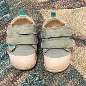 Ten Little Baby Walker Sneakers in Light Teal 4.5